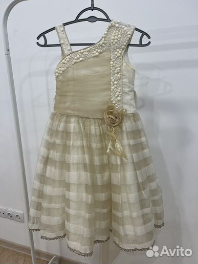 Платье для девочки на праздник/выпускной