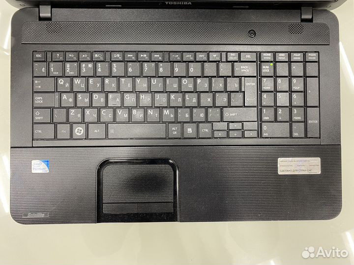Ноутбук Toshiba 17.3