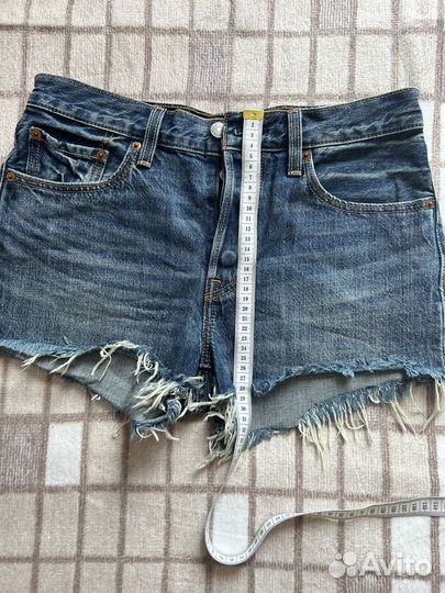 Продам шорты Levis
