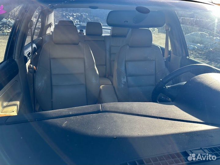 Разбор на запчасти Volkswagen Bora 2.3 AGZ АКПП