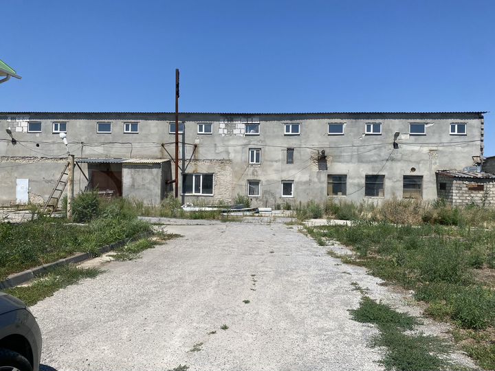 Производство, 8600 м²