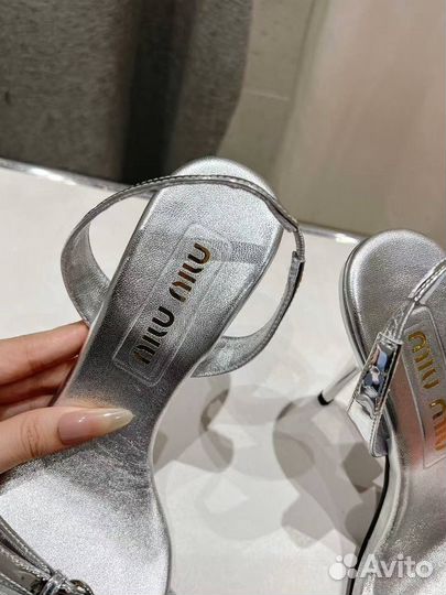 Босоножки miu miu