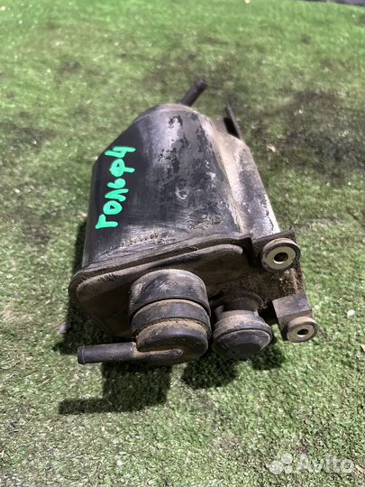 Абсорбер golf 4 1.6