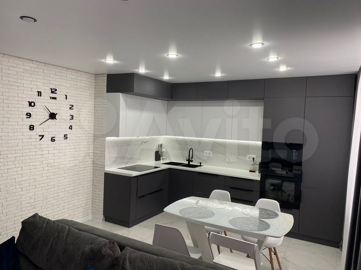 3-к. квартира, 90 м², 22/25 эт.