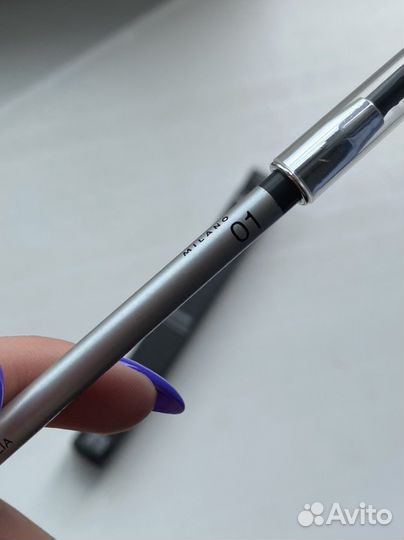 Карандаш для бровей Kiko тон 01