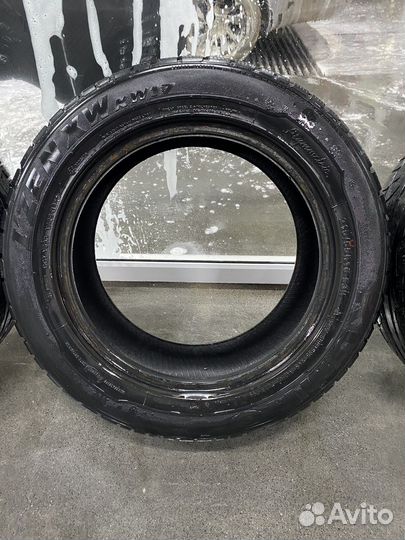 Kumho I'Zen XW KW17 215/55 R16