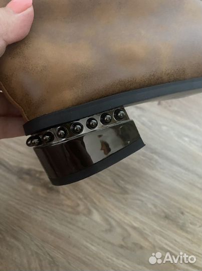 Ботинки женские