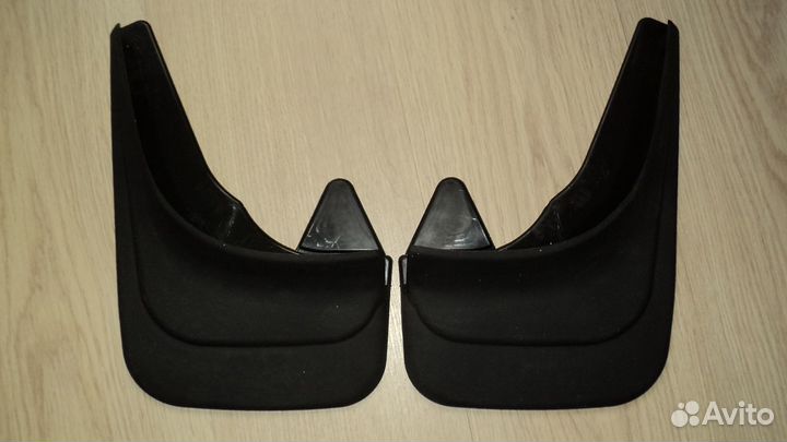 Брыговики задние универсальные