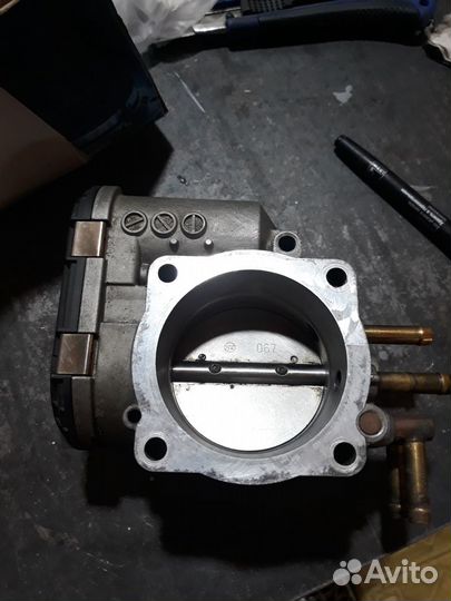 Дроссельная заслонка VAG audi skoda VW Bosch 0