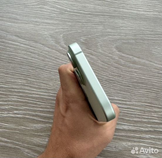iPhone 15, 128 ГБ