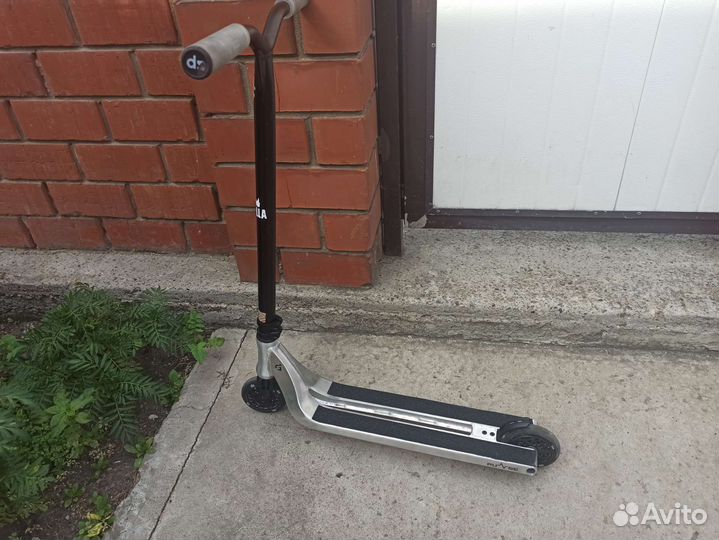Трюковой самокат DS Pluse Chrome