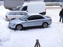 Audi A4 1.8 MT, 1996, 392 000 км, с пробегом, цена 280 000 руб.