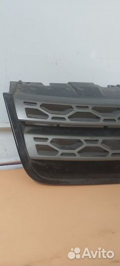 Решетка радиатора Land Rover Discovery Sport L550