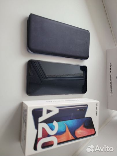 Samsung Galaxy A20, 3/32 ГБ