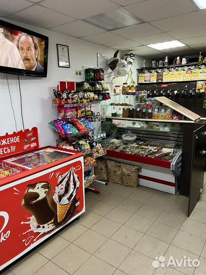 Магазин разливных напитков в проходном месте