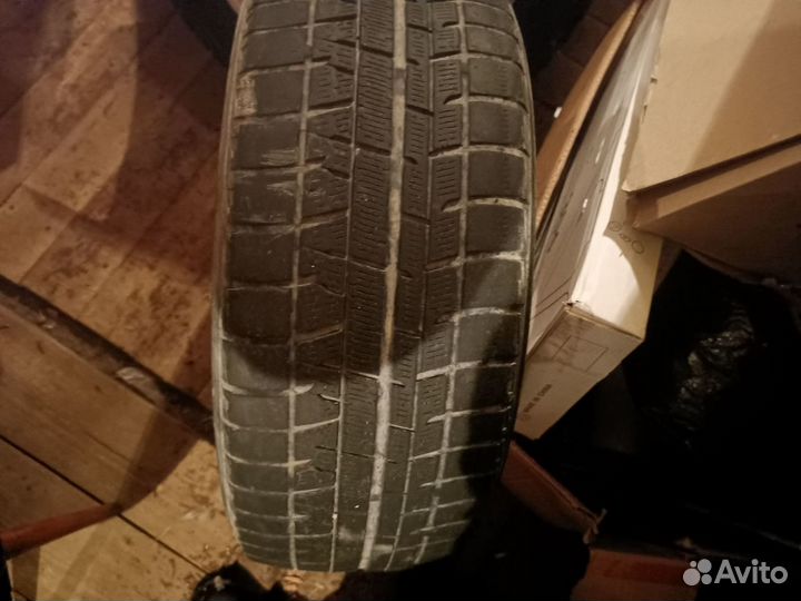 Yokohama Ice Guard IG50 215/55 R17