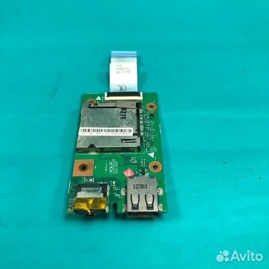 Плата USB/SD/audio от Lenovo B590 48.4te10.011