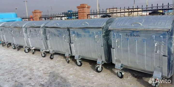 Новые мусорные контейнеры 1.1 куб и 0.8м3
