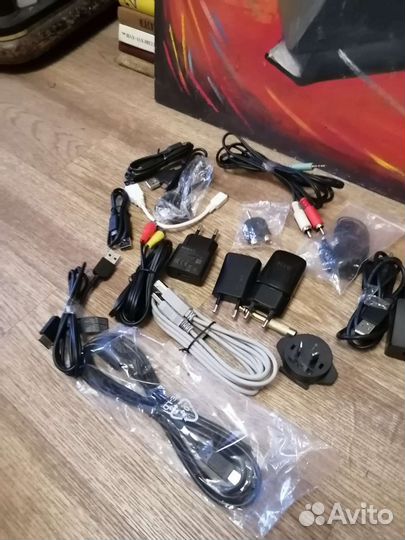 Кабеля,зарядки,переходники