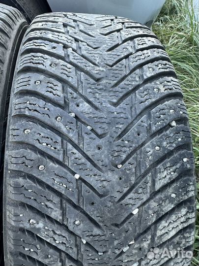 Nokian Tyres Hakkapeliitta 8 205/65 R16 99T