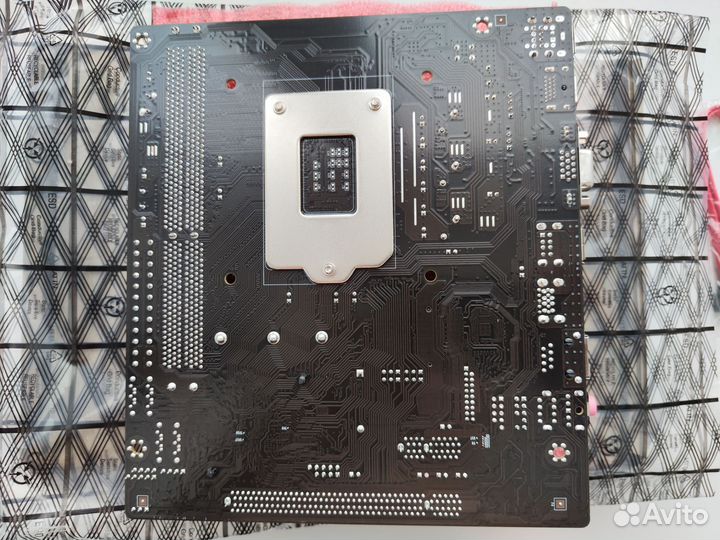 Материнская плата 1155