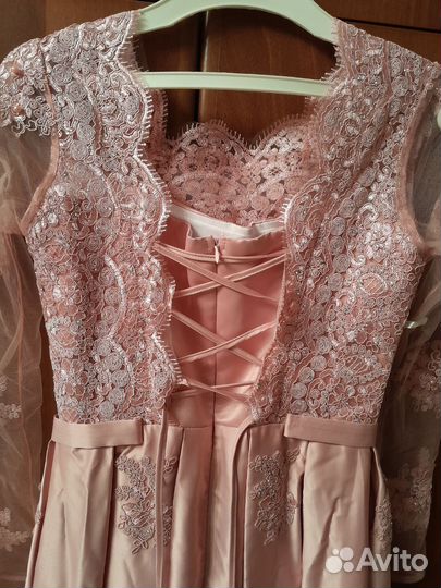 Вечернее платье в пол 42 44 шикарное