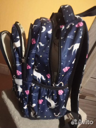 Рюкзак школьный состояние отомчное