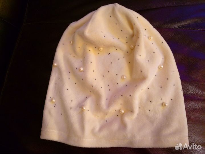 Новые женские шапки, шарфы, наушники