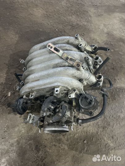 Впускной коллектор audi 100 2,6