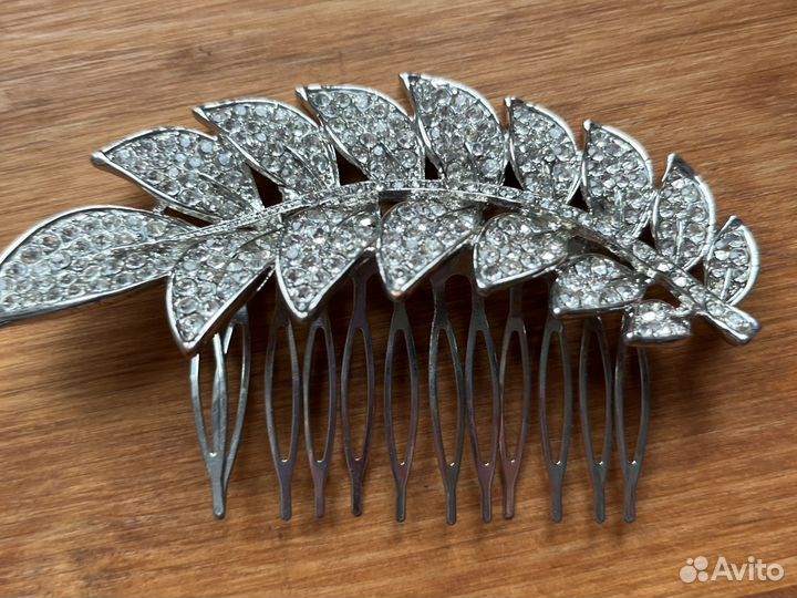 Заколка-гребень