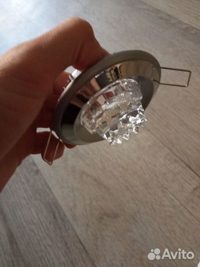 Светильник встраиваемый