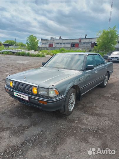 Toyota Crown 2.4 AT, 1990, 350 000 км