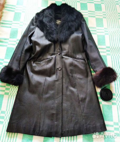 Кожаный плащ женский длинный