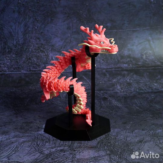 Подвижный китайский дракон со стендом розовый