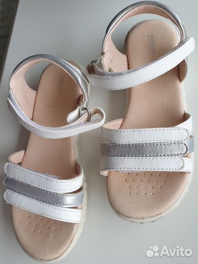 Сандалии Geox для девочки 31 размер