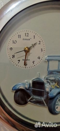 Часы электронные настенные