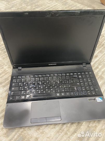 Ноутбук самсунг