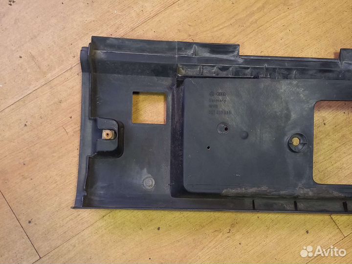 Рамка заднего номера volkswagen passat b3