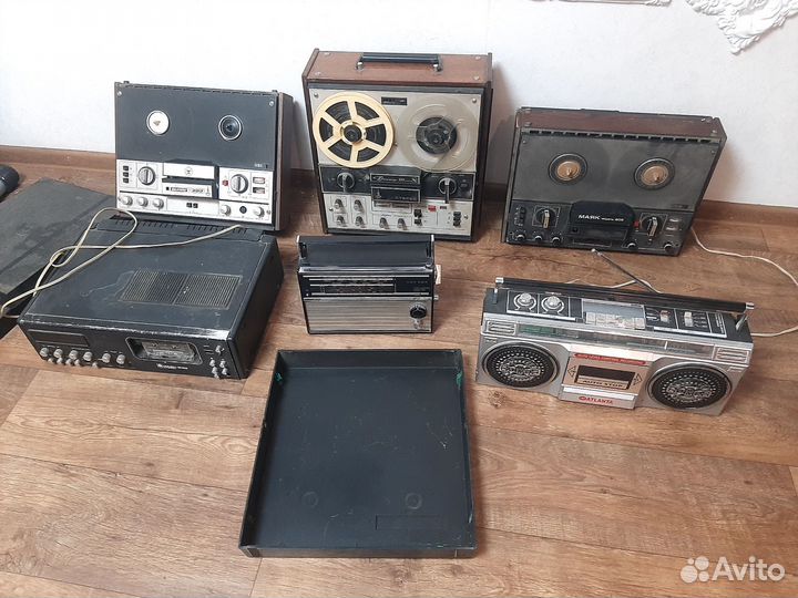 Продам магнитофон