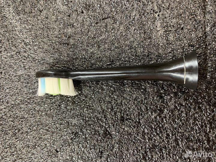 Электрическая зубная щетка Philips HX9368/35