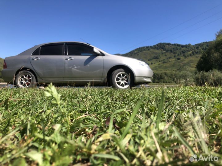 Toyota Corolla 1.5 AT, 2001, 100 000 км