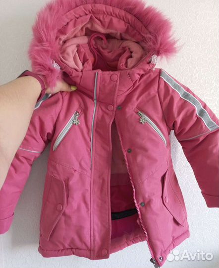 Продам пуховик на девочку