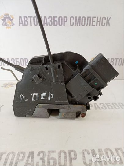 Замок передней левой двери Mazda 3 BK