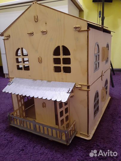 Домик для кукол
