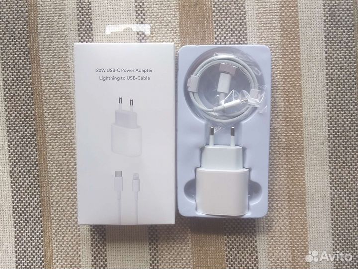 Зарядное устройство на iPhone 20w