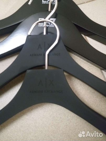 Плечики EA7(Emporio Armani), AX(Armani Exchanges)