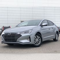 Hyundai Avante 1.6 CVT, 2019, 61 000 км, с пробегом, цена 2 300 000 руб.