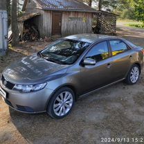 Kia Cerato 1.6 MT, 2010, 236 000 км, с пробегом, цена 756 000 руб.