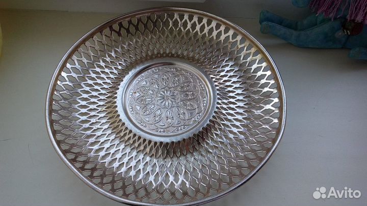 Ажурная алюминиевая тарелка времён СССР