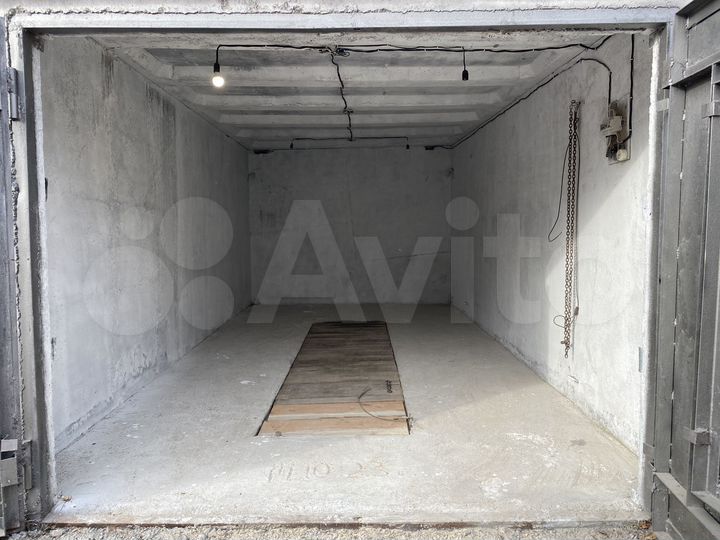 Гараж, 18 м²